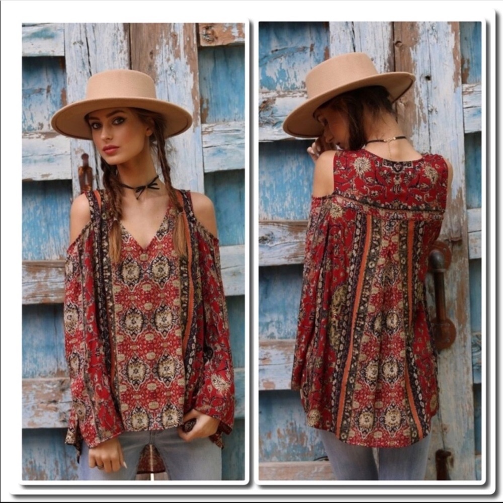 Angie Cold Shoulder Top in Tribal Print - Picture 3 of 4